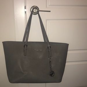 Medium sized Michael Kors tote